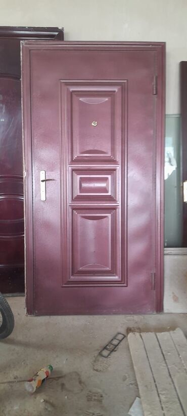 giris qapi: Seyf qapi 211/112sm
130azn
Masazir 0639 leli