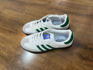 детские вратарские перчатки: Məhsul: Adidas Samba idman ayaqqabısı - Model: Samba - Rənglər: ağ