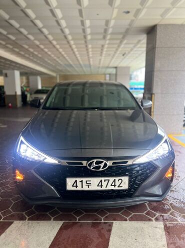 серый hyundai: Hyundai Avante: 2019 г., 1.6 л, Вариатор, Бензин, Седан