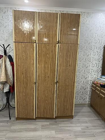 silver kitchen: Гарнитур для спальни/прихожей в стиле ретро (ламинат под дерево) — 2