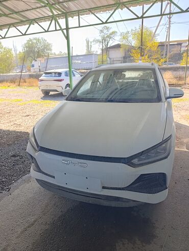 авто в рассрочку ист: BYD : 2025 г., Робот, Электромобиль, Хэтчбэк