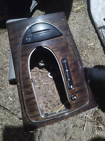 Панели, обшивки: Запчасть на Мерседес 211 Фара простой правая сторона Болоки,рамки — 16