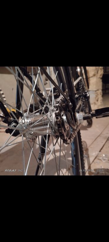 Şəhər velosipedləri: Salam Velosibet bilən bilir sadə velosibetdir bu Məndə 6ildiki var — 13