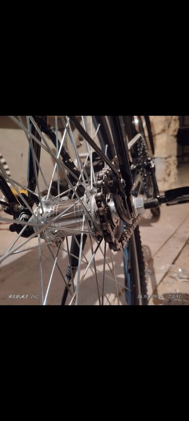 Şəhər velosipedləri: Şəhər tipli velosiped – tək sürətli, klassik dizayn. Xüsusiyyətlər: - — 8