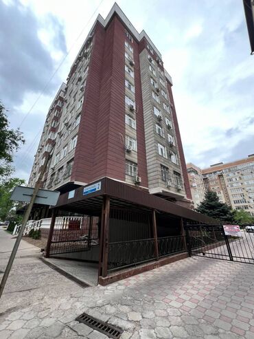 сдаю квартиру район эркиндик боконбаева: 4 комнаты, 141 м², Элитка, 10 этаж, Евроремонт