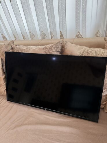 nokia 700: Televizor TCL Led