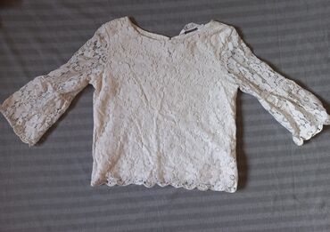 hm dečija garderoba: Elegantna čipkana bluzica za devojčice. Veličina 10. Super očuvana