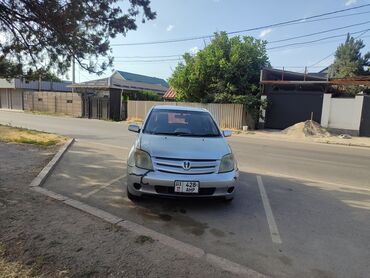рынок подержанных автомобилей в германии: Toyota ist: 2003 г., 1.5 л, Автоматтык, Бензин, Хетчбек