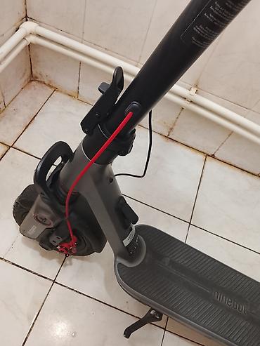 Motonəqliyyat: Skuter 10 gün du alinib 1600 AZN . Tecılı satılır 600 AZN karopka var — 3