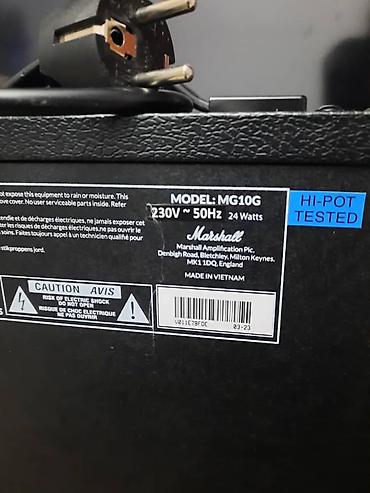 мини микрофон: Marshall MG10G, всё что нужно гитаристу. Супер звучный, лёгкий — 6