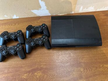 Digər oyun və konsollar: Playstation 3 super slim model. yaxsi vezyetdedi hec bir problemi