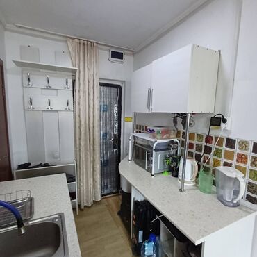 снять квартиру бишкек на долгий срок: 18 м², С мебелью