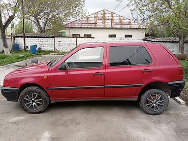 Продажа авто: Volkswagen Golf: 1992 г., 1.8 л, Механика, Бензин, Хэтчбэк — 3