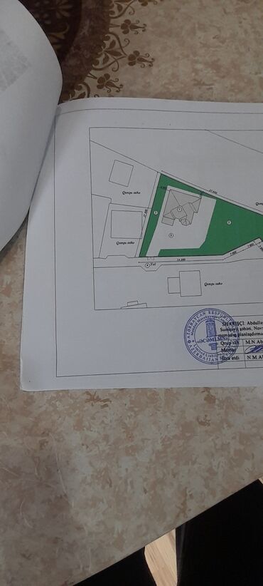 Həyət evləri və villaların satışı: Satış üçün fərdi yaşayış evi satılır.şəxsi tikili .ünvan novxanı — 70