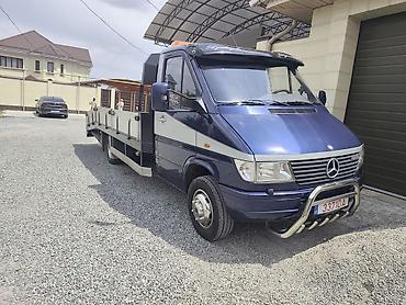 сапог двухскатный: Эвакуатор, Mercedes-Benz, 1996 г., Прямая — 1