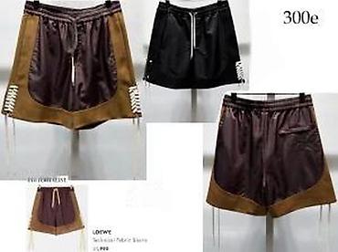 Bermude i šortsevi: Bermude i šortsevi Moncler, bоја - Crna na lalafo.rs — 24 Bermude i šortsevi: Bermude i šortsevi Moncler, bоја - Crna — 24