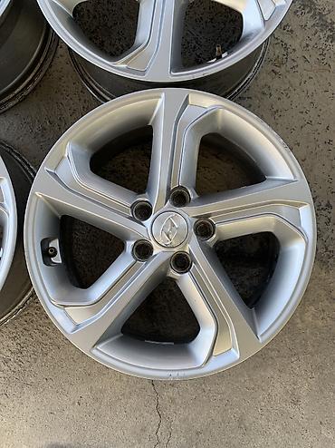 Диски: Литые Диски R 17 Hyundai, Комплект, отверстий - 5, Б/у — 4