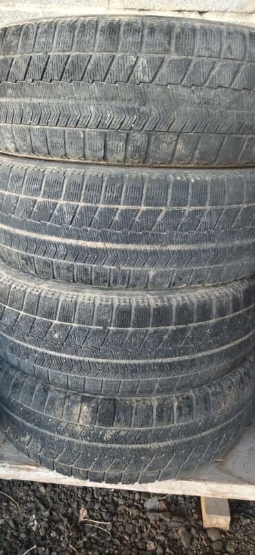 ом 662: Шины 205 / 65 / R 16, Зима, Б/у, Комплект, Легковые, Япония, Bridgestone