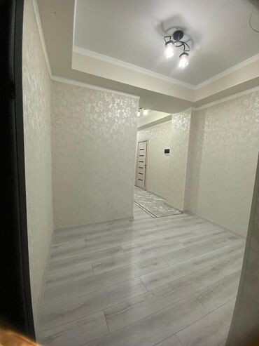 Продажа квартир: 2 комнаты, 66 м², 3 этаж, Дизайнерский ремонт — 11