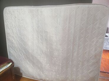 Matraslar: Sadə matras