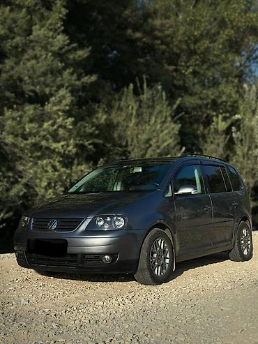 Volkswagen Touran: 2004 г., 1.6 л, Автомат, Бензин at lalafo.kg Volkswagen Touran: 2004 г., 1.6 л, Автомат, Бензин
