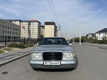 Mercedes-Benz: Mercedes-Benz 220: 1995 г., 2.2 л, Механика, Бензин, Седан