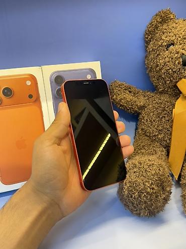 iphone air бишкек: IPhone 12, красный цвет (PRODUCT RED). Память 64 ГБ. На задней стороне — 6