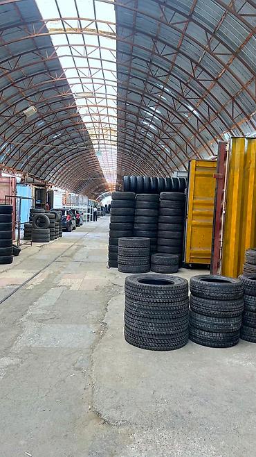 на ортосайском рынке: 📍 Продаётся МЕСТА с 20-тонным контейнером г. Ош, район ХБК, рынок — 1