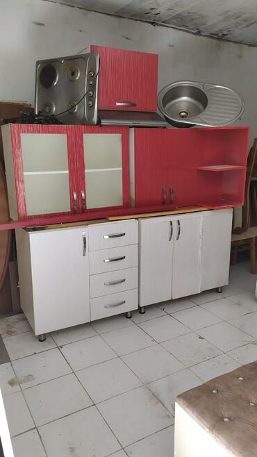 mətbəə: Mətbəx mebeli ölçü 2.50 qiymət üstünde qaz moyka aspirator 200 manat