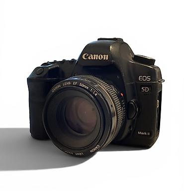 Canon EOS 5D Mark II DSLR fotoaparat + Canon EF 50mm f/1.4 USM
