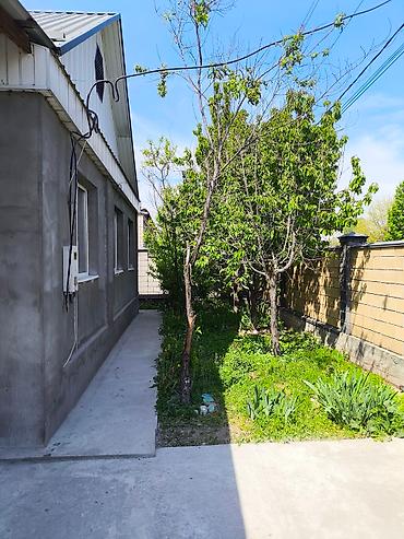 Продажа коттеджей и домов: Продается дом в поселке Манас, 16 км от города Бишкек, участок 8 — 6