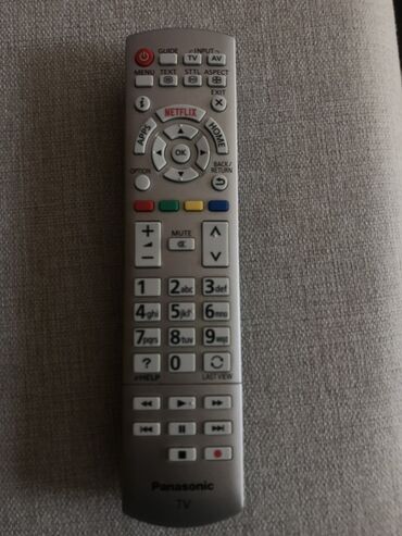 Televizorlar: Panasonic Smart TV – iri diaqonallı, nazik çərçivəli divara montaj — 8