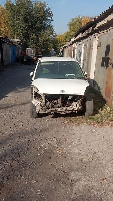 mazda 626 2001: Toyota Duet: 2000 г., Бензин, Хэтчбэк — 5