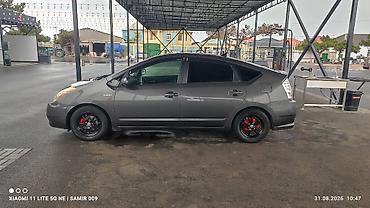 toyota aqua qiyməti: Toyota Prius: 1.6 l | 2007 il Sedan — 4