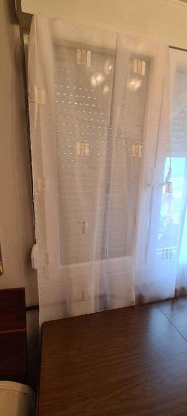 Posteljina: Restlovi zavesa, novi kupljeni u Švajcarskoj — 4