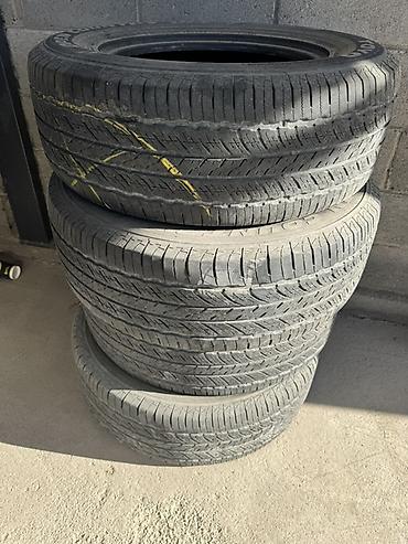 Шины: Шины 265/65 R17, от LEXUS GX470. 3 штуки годные, 1 не годный. Цена — 4