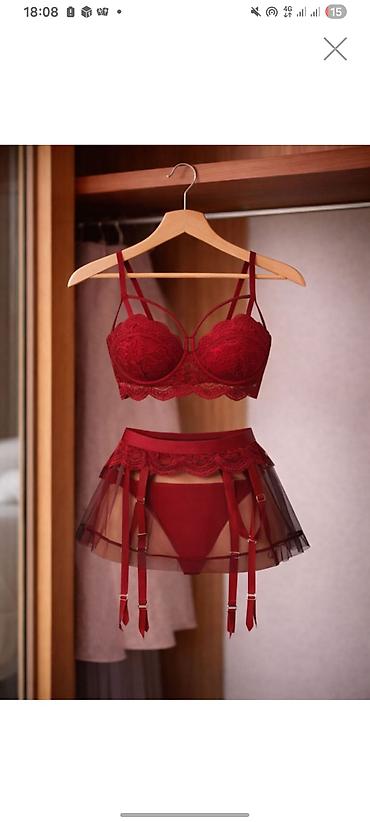 yun corablar: Qırmızı üçlü lingerie dəsti - Dəst: bardot/korset tipli büstqalter — 1