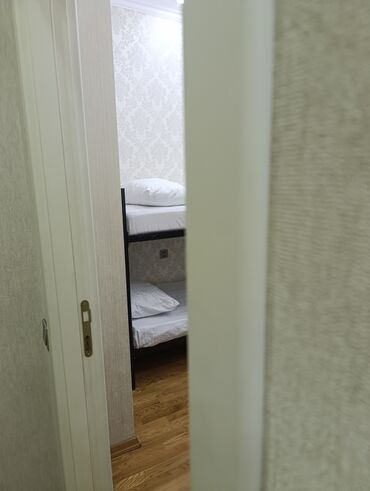 Otaqların günlük kirayəsi: Global Hotel Baku ekonom 2 nəfərlik otaq 35 Azn standart 4 neferlik — 7