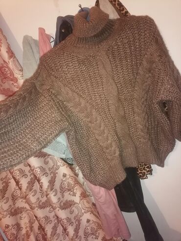 брендовые спортивные костюмы женские: Женский комплект одежды (несколько вещей) 1) Объёмный вязаный свитер