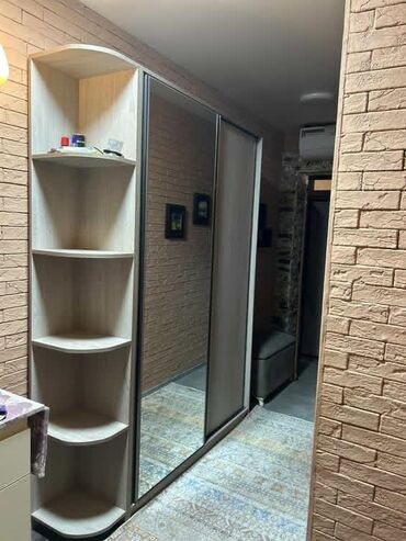 Yataq otağı dəstləri: İşlənmiş, Kupe, 2 qapılı Düz dolab, Dəhliz dolabı