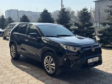 таета джип: Toyota RAV4: 2021 г., 2 л, Автомат, Бензин, Кроссовер