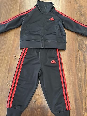katrin kombinezoni: Dečiji Adidas trenerka komplet (gornji deo + donji deo) - Boja: crna — 1
