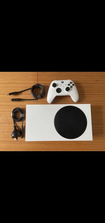 xbox 360 аккумулятор: Xbox series s əla vəziyyətdə ps5 ilə eyni gücdə oyun konsolu. heç bir