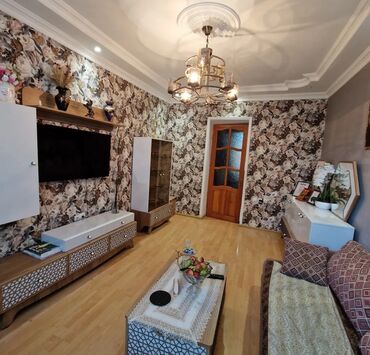 Uzunmüddətli kirayə mənzillər: Menzil Neftcilerde maklerler parki ile uzbeuzdu Metrodan 2 deqiqelik — 1