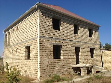 Həyət evləri və villalar: 7 otaqlı, 10 kv. m — 4