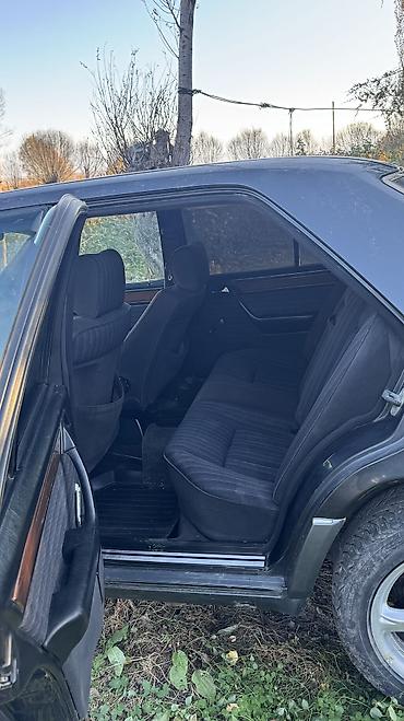 мерс 814 817: Mercedes-Benz W124: 1991 г., 2.3 л, Механика, Бензин, Седан — 4