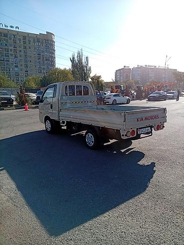 Унаа: Жеңил жүк ташуучу унаа, Kia, Стандарт, 1ге чейин т, Колдонулган — 5