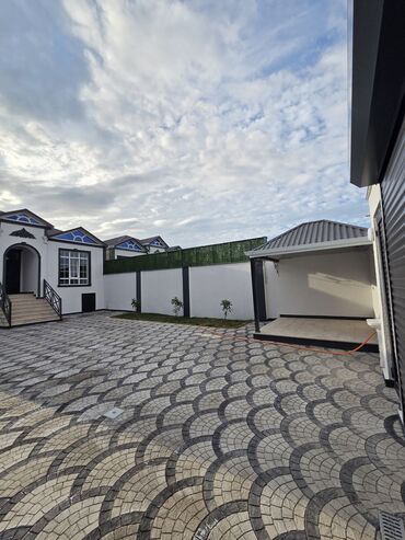 Həyət evləri və villaların satışı: 4 otaqlı, 140 kv. m, Yeni təmirli — 2