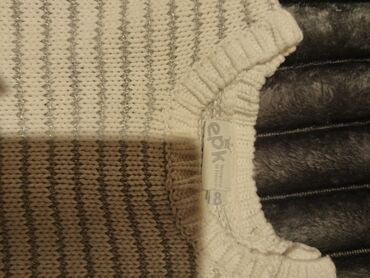 Məktəbli forması: Uşaq sviteri – EPK (Entreprise des P’tits Kings) brendi - Ölçü: 18 ay