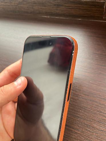 ikinci el 17 pro max: IPhone 15, 128 GB, Black Titanium, Simsiz şarj, Face ID — 4
